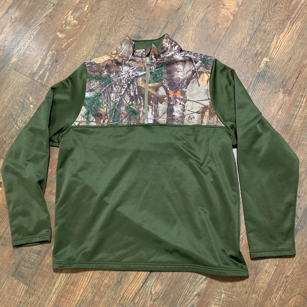 Under Armour 1/4 zip hoodie